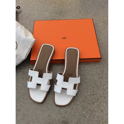 claquette hermès contrefaçon